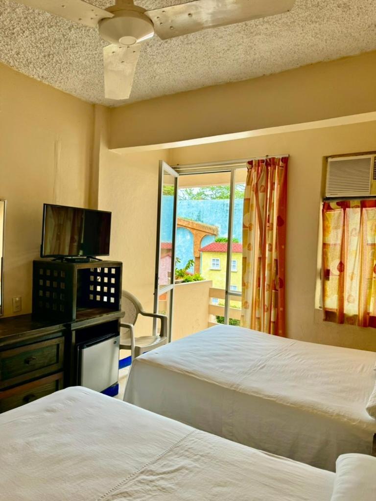 Hotel Zihuatanejo Centro Zewnętrze zdjęcie