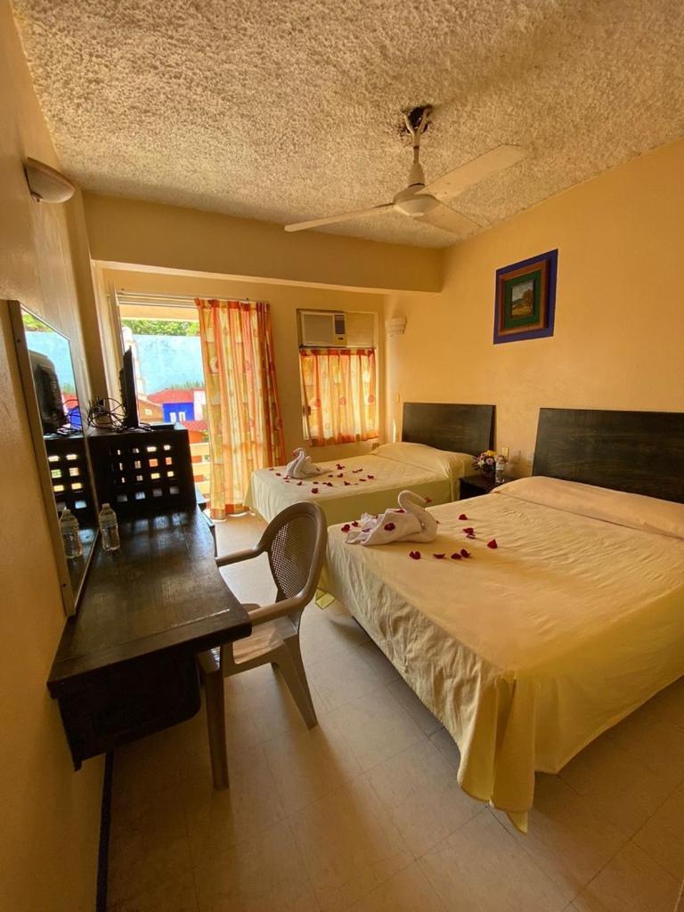 Hotel Zihuatanejo Centro Zewnętrze zdjęcie