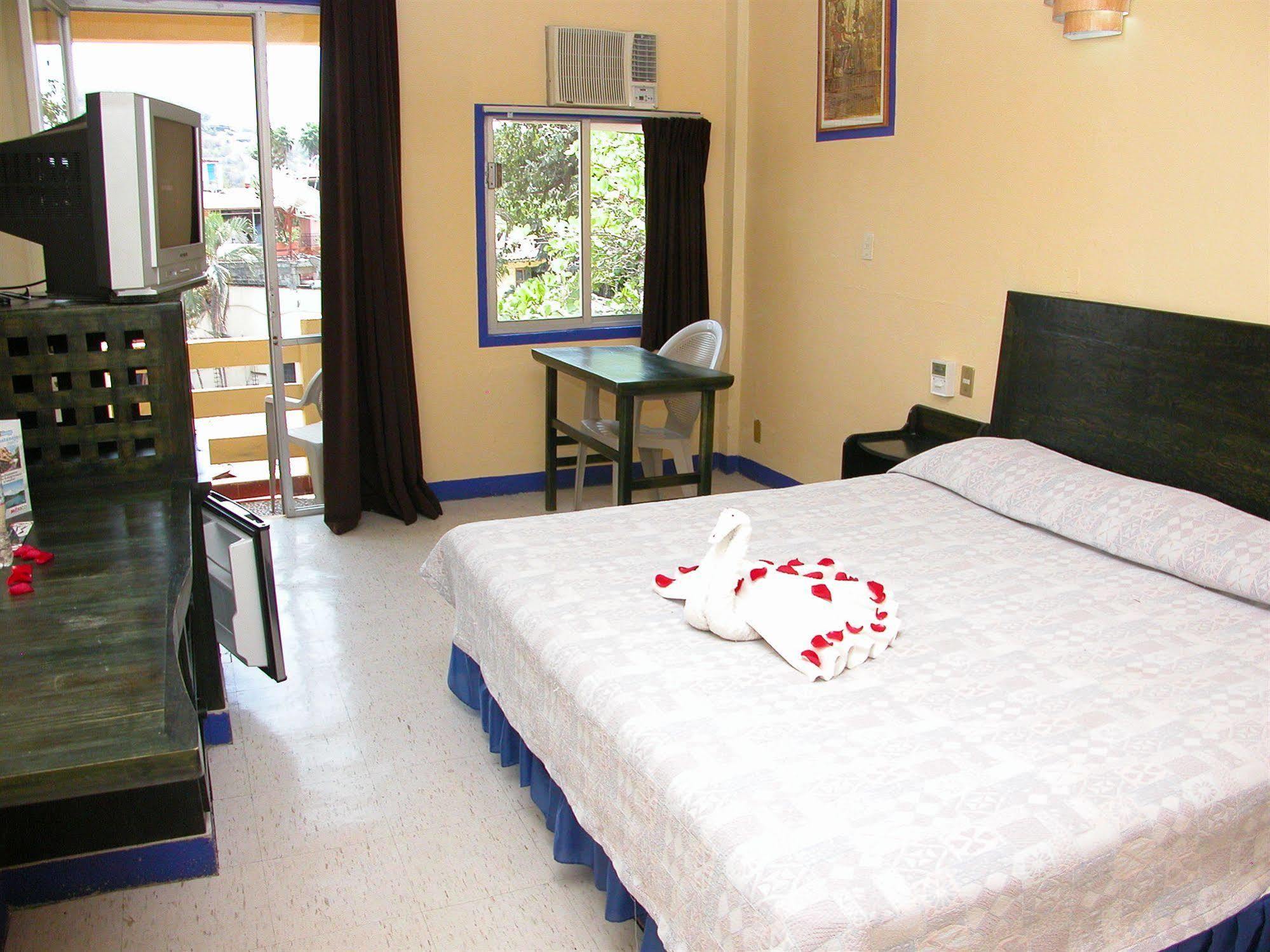 Hotel Zihuatanejo Centro Zewnętrze zdjęcie