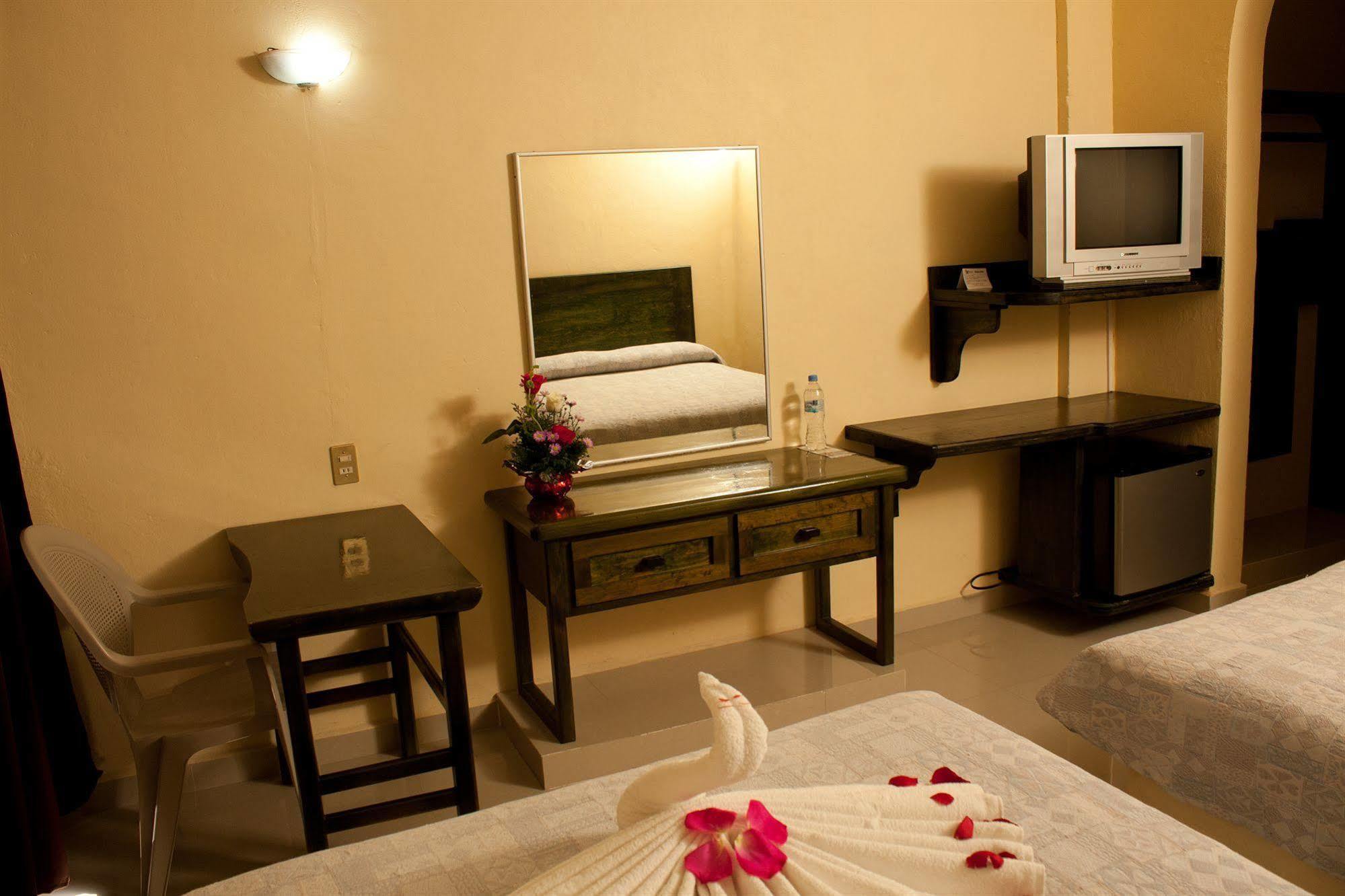 Hotel Zihuatanejo Centro Zewnętrze zdjęcie